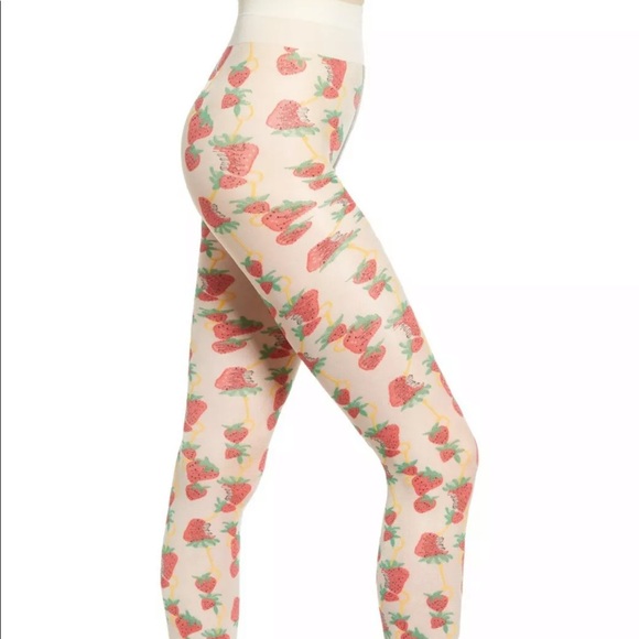 Gucci Accessories - GUCCI Strawberry Logo Horse-Bit Tight White SIZE S